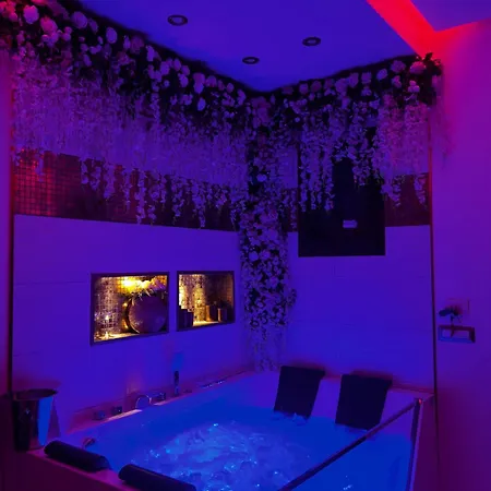Politeama Jacuzzi Centro Gasthof *