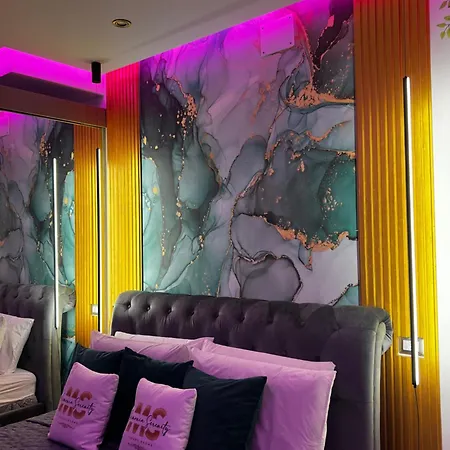 Гостевой дом Politeama Jacuzzi Centro *