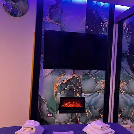 Politeama Jacuzzi Centro Гостевой дом Палермо